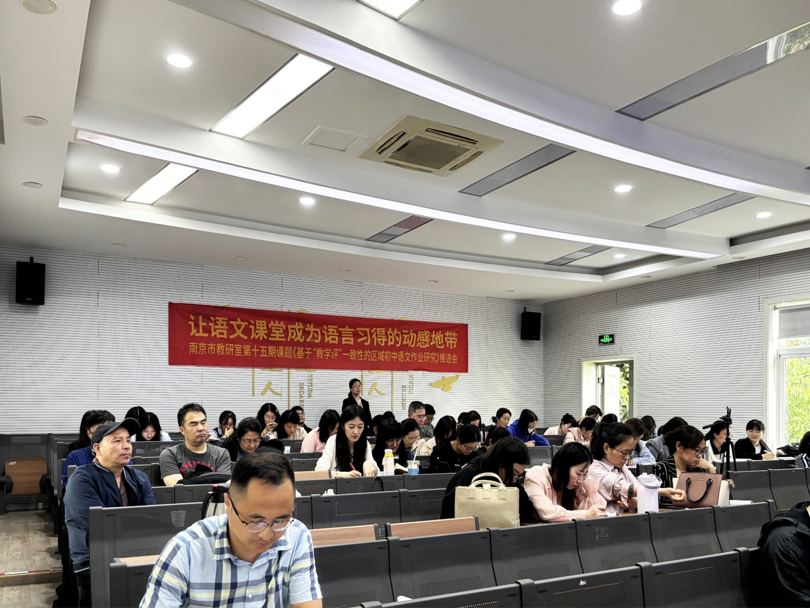 图1.jpg